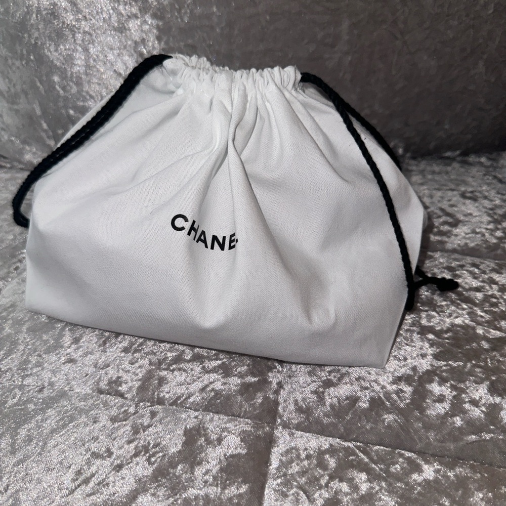 CHANEL White Pouch with Black Drawstring